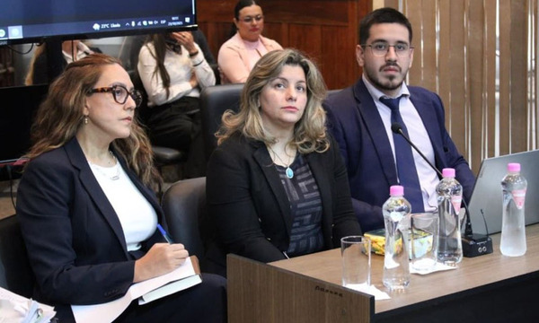 Jueza de Paz y seis acusados irán a juicio por la “mafia de los pagarés” - OviedoPress