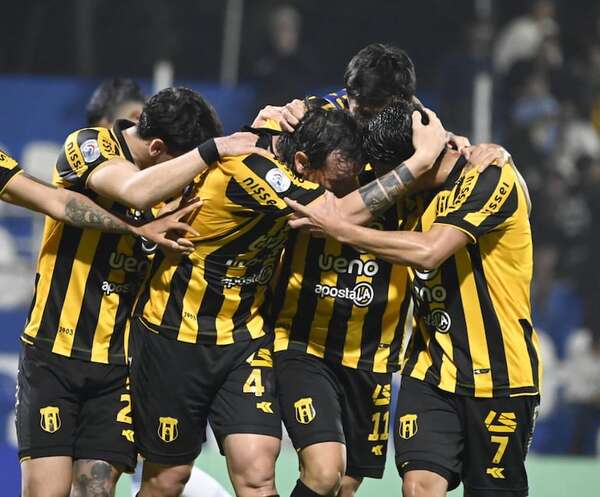 Los hinchas de Guaraní agotaron las 1.300 entradas ante Cerro - Guaraní - ABC Color