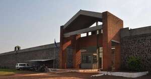 La Nación / Encarnación: seis reclusos intentaron fugarse del penal, pero fueron detenidos y aislados