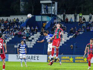 Versus / ¡Segunda derrota consecutiva del 2 de Mayo!