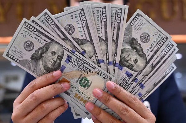 ¿Un mal año para el dólar? Así cerrarían el 2025 las principales monedas de Latinoamérica