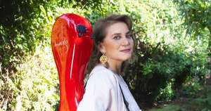 La Nación / Berta Rojas: “La guitarra transita un camino que es el de la vida misma”