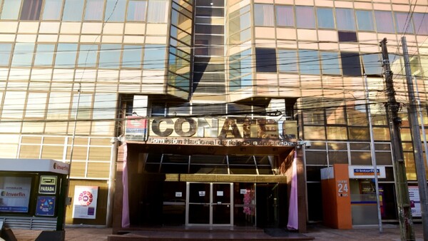 Conatel está licitando canal digital y apuntan que está direccionada