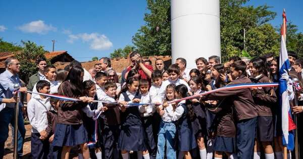 La Nación / Entregan nuevo sistema de agua potable en Misiones