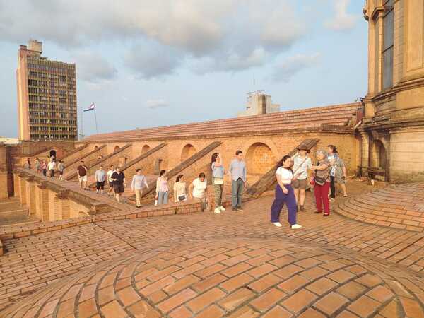 Redescubrí el alma de Asunción en tours gratuitos este domingo