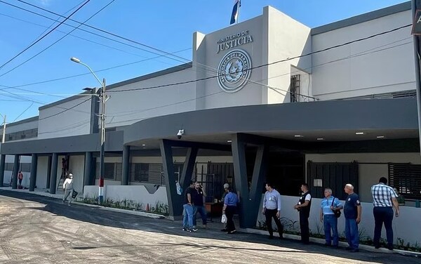 Más de 500 funcionarios fortalecen su identidad institucional en jornadas del Ministerio de Justicia