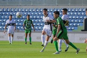 Clásico blanco y negro en Tuyucuá