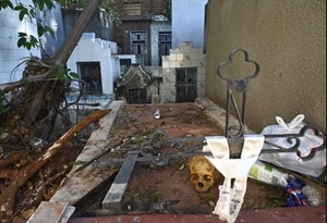 Cementerios de Asunción: abandono y suciedad en vísperas del Día de los Difuntos
