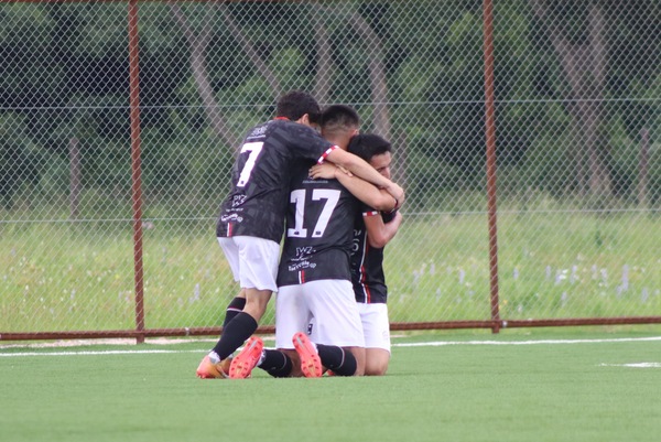 Presidente Hayes suma de a tres en el Complejo Oceánico