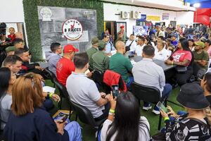 Chavismo impulsa la discusión de proyectos financiados que se escogerán en una consulta - Mundo - ABC Color