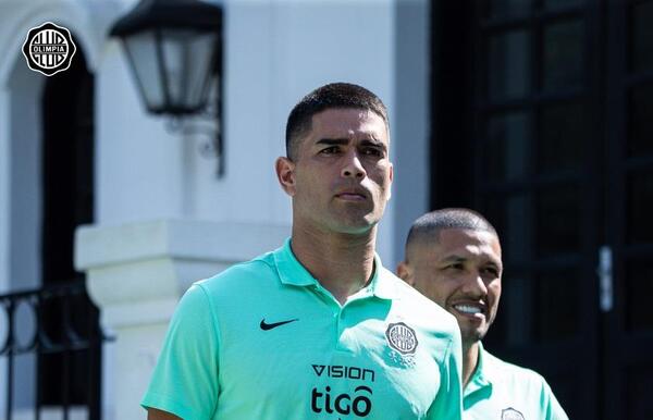 Brian Montenegro demanda a Olimpia