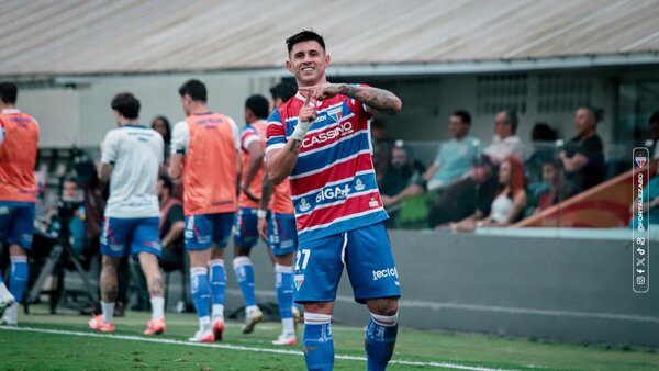 Adam Bareiro anota para Fortaleza