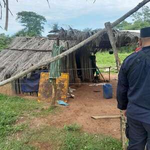 Indígena asesina a su padre y se entrega a la Policía en Concepción  - Nacionales - ABC Color