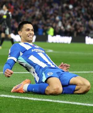Fabian Hürzeler y los elogios para Diego Gómez, tras el doblete del paraguayo - Fútbol de la Premier League - ABC Color