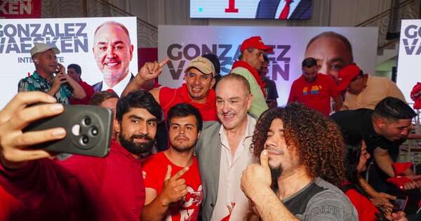 La Nación / González Vaesken recibe el apoyo de jóvenes esteños