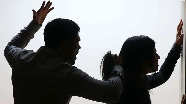 Mujer denuncia brutal agresión de su expareja y cuestiona inacción fiscal