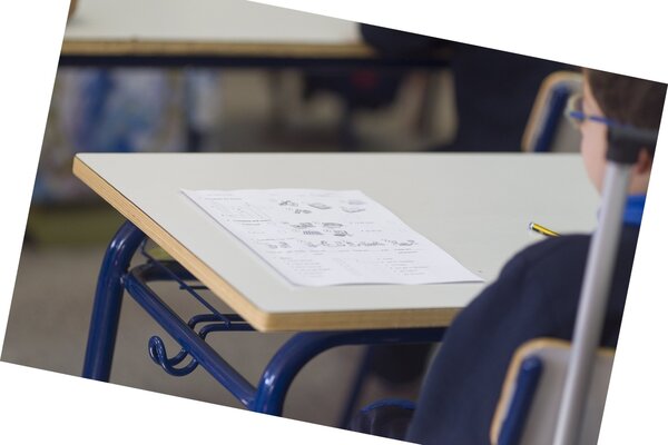 Cómo acompañar a los hijos durante los exámenes: guía para padres