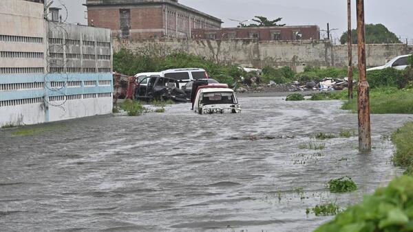 Suben a 28 los fallecidos en Jamaica por el paso del huracán Melissa