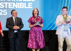 UNAE premiada por su contribución a la salud y bienestar de jóvenes paraguayos