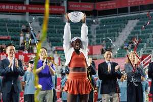 Canadiense Mboko priva a Bucsa de su primer título WTA - Tenis - ABC Color