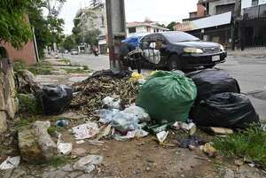 Basura se acumula en barrios de Asunción pese a movida de Bello en Servicios Urbanos - Nacionales - ABC Color