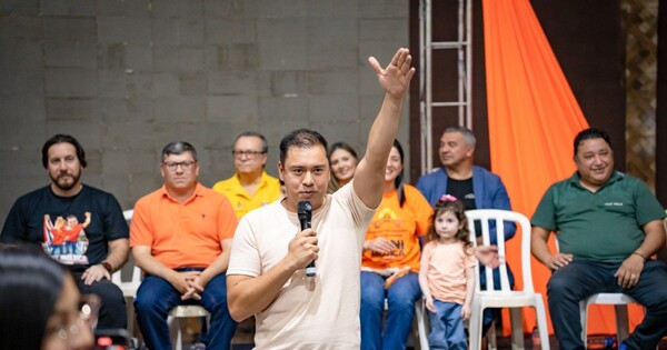 Vaesken dice que está "más cerca" del triunfo y Prieto denuncia un plan de fraude en la recta final de la campaña