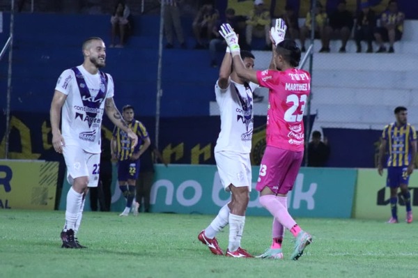 Victoria de la V Azulada en Itauguá