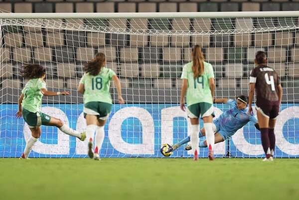 Mundial Femenino Sub 17: Conformadas las semifinales - Fútbol Internacional - ABC Color