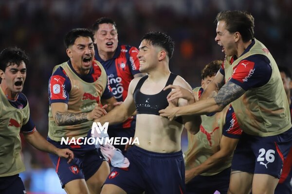 Versus / ¡Fiesta completa en el Barrio! Cerro recupera la punta en la recta final y se encamina al título
