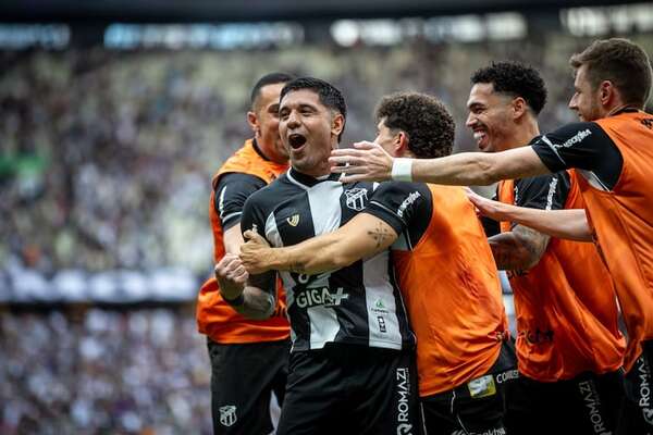 Brasileirão: Palmeiras sigue arriba - Fútbol Internacional - ABC Color