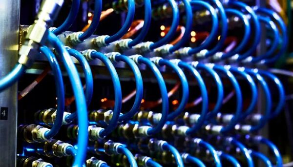 El negocio de las telecomunicaciones mueve USD 1.000 millones en Paraguay