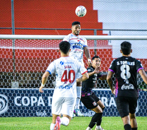 Semifinal en La Arboleda: Nacional vs General Caballero JLM