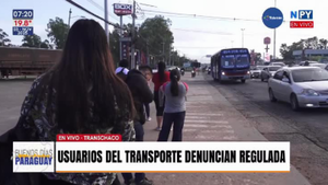 ¡Calvario de pasajeros! Denuncian esperas de hasta dos horas por reguladas