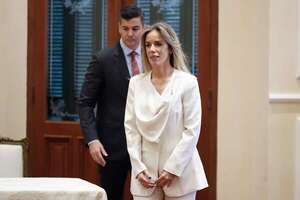 Contraloría no analiza los bienes de la Primera Dama - Política - ABC Color