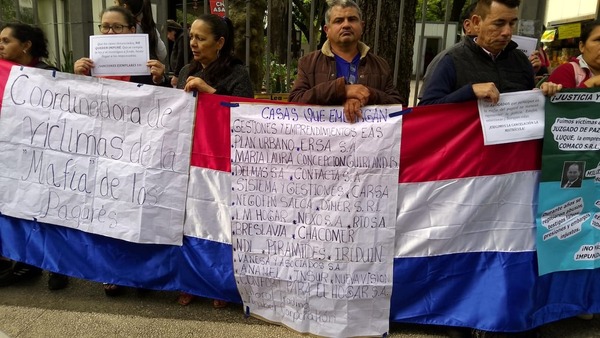 MAFIA DE LOS PAGARÉS: COORDINADORA DE VÍCTIMAS PIDE JUICIO POLÍTICO PARA MINISTROS DE LA CORTE