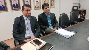 Fiscalía accederá a datos de la CPU y del celular del fiscal Elizaur, imputado por presunta coima - Judiciales.net