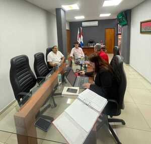 AUDIO | Presupuesto municipal 2026: reunión con directora administrativa, déficit creciente y plantean aumento salarial - San Lorenzo Hoy