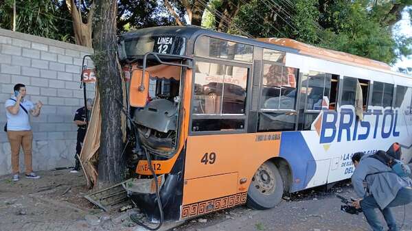 Así están los pasajeros heridos en choque de colectivo - Policiales - ABC Color