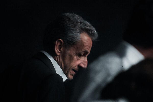 El ministro de Justicia francés justifica su visita a Sarkozy en prisión: "Hago mi trabajo"