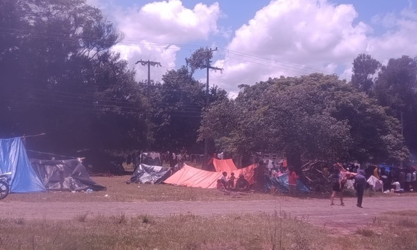 Comunidades indígenas mantienen cierre a la espera de alimentos prometidos por el INDI - OviedoPress