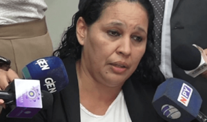 Docente víctima de la “mafia de los pagarés”: Debe más de G. 3 mil millones por un microondas - Noticiero Paraguay
