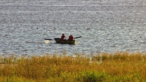 Pescadores afectados por la veda cobrarían subsidio a finales de noviembre