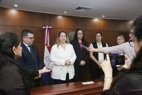 Actuarios judiciales apelan a voluntad política para concretar reajuste salarial - Nacionales - ABC Color