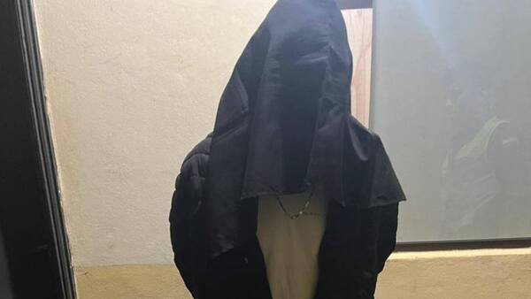 Amenazó a clientes de una bodega con un feroz cuchillo