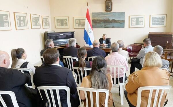 Ministro Eugenio Jiménez Rolón dialogó con gremios de abogados de la Circunscripción de Concepción