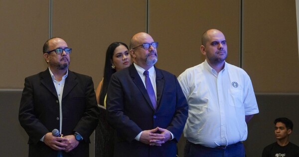 Denuncian coimas para habilitar iglesias y una campaña de persecusión en el Viceministerio de Culto