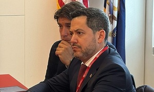 Latorre busca fortalecer cooperación económica y atraer inversiones de EEUU