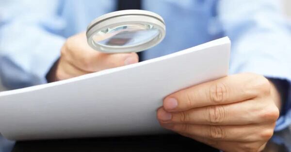 Diario HOY | Fiscalía investiga a abogado denunciado por supuesto título falso