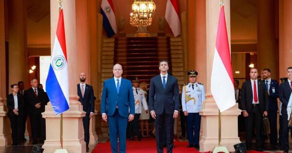 La Nación / Peña recibió al príncipe Alberto II de Mónaco