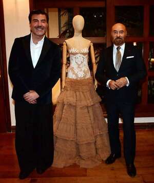 Embajada de Francia celebró el arte creativo de Javier Saiach - Sociales - ABC Color